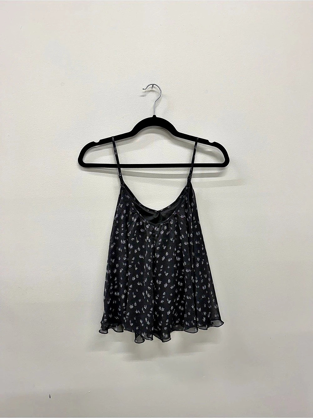 Express Floral Camisole in Black & White Size Small Like New
